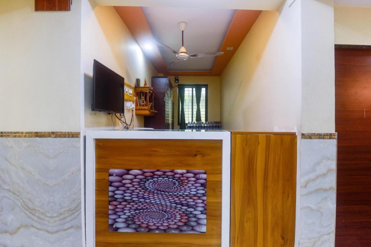 Oyo 60773 Ruchita Loadging & Boarding Hotell Mumbai Eksteriør bilde